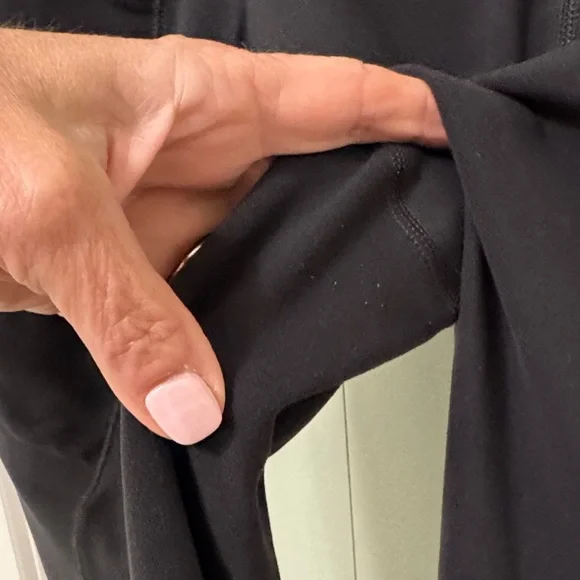 Athleta Salutation Stash High Rise Black Women's Leggings - Picture 4 of 6